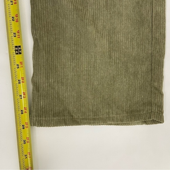 Superdown Willow Cargo Pant in Army Green Size M - Picture 12 of 12